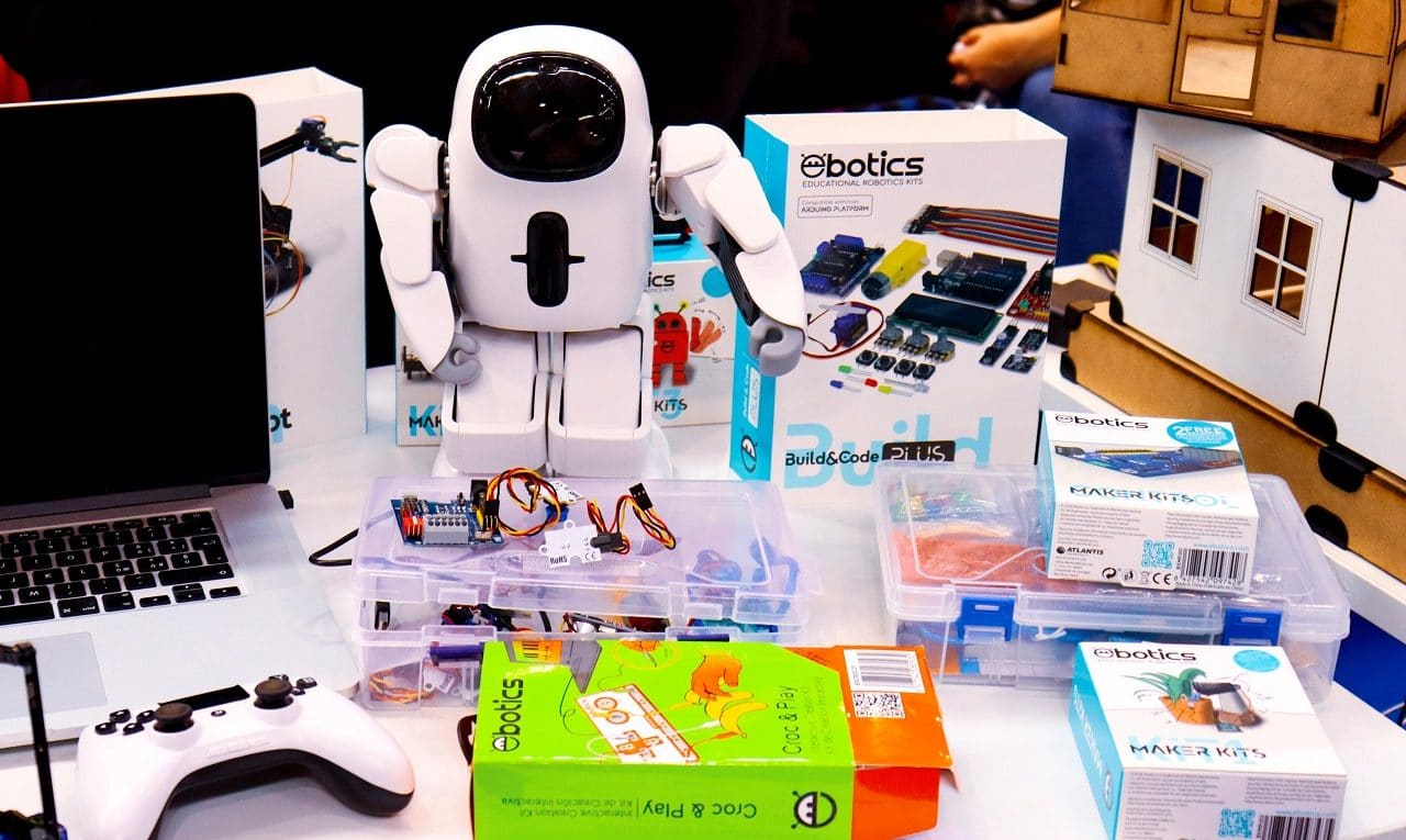 cool electronic toys for tech savvy kids